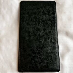 Authentic Louis Vuitton Epi Long Wallet